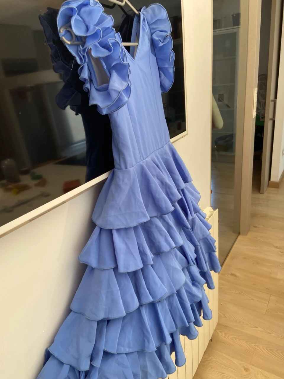 210 tradicional traje sevillanas